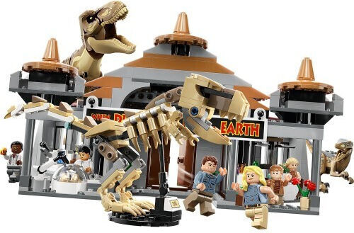 LEGO Jurassic World Visitor Center T Rex & Raptor Attack за 12+ Години 693 Бройки