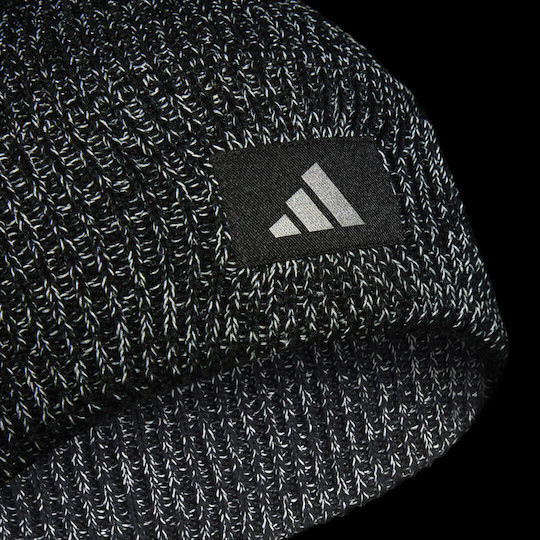 Performance Beanie Beanie Knitted in Black color