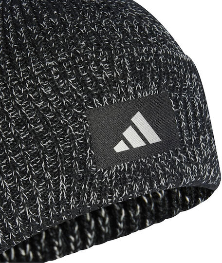 Performance Beanie Beanie Knitted in Black color