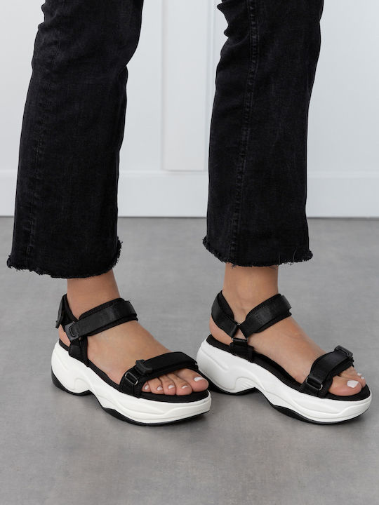 Women's Flat Sandals with Strap in Black Color