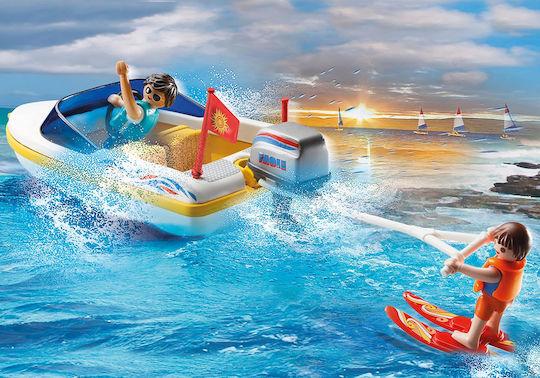 Playmobil Family Fun Pick-Up with Speedboat for 4-10 years old