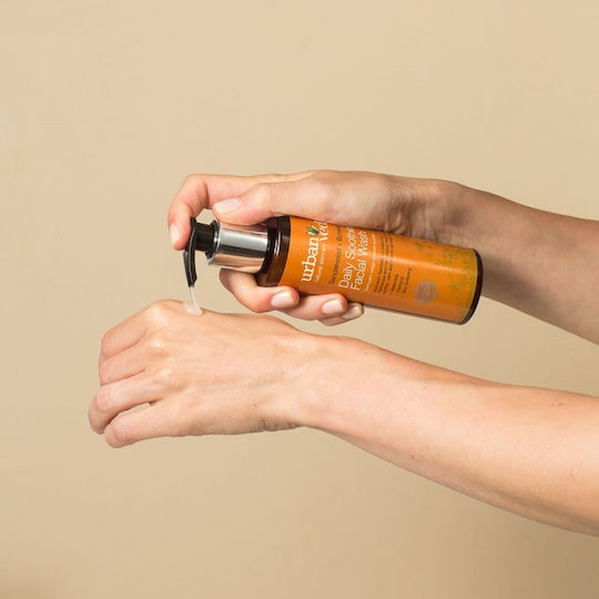 Urban Veda Sandalwood + Botanics Soothing Daily Face Wash Cream Cleansing Face 150ml