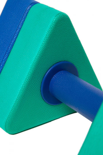 Mad Wave Triangle Bar Float