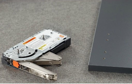 Blum Metallic Cabinet Suspension Mechanism with Brake