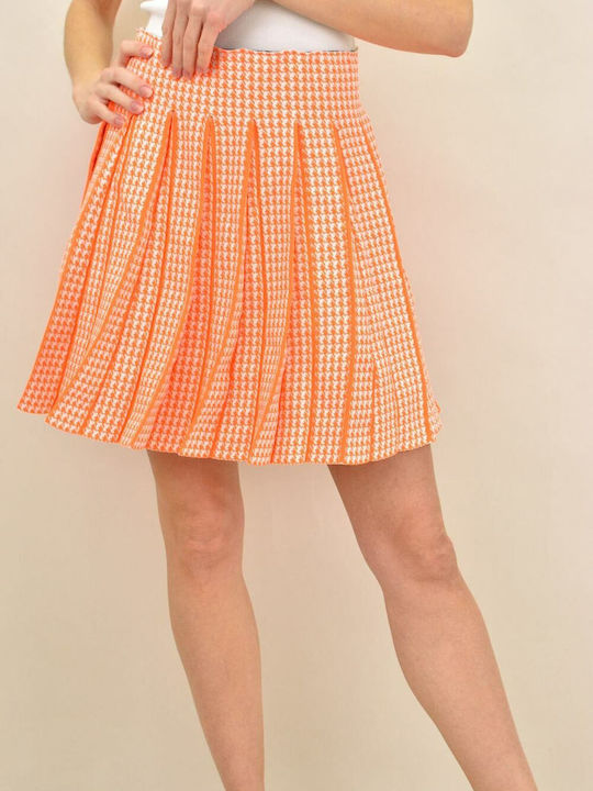 Potre Pleated High Waist Mini Skirt in Orange color