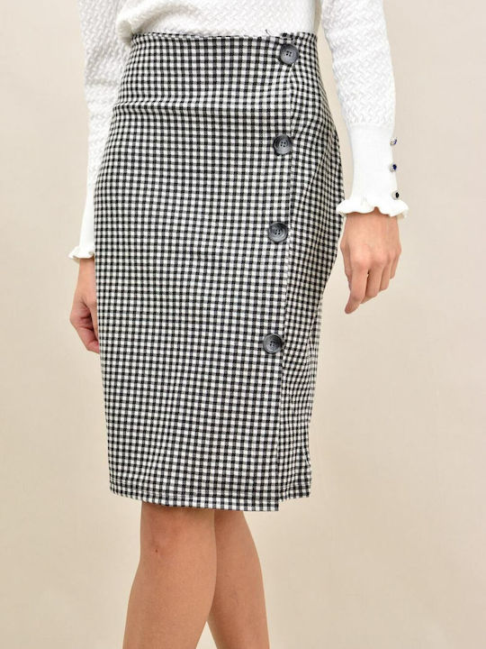 Potre High Waist Midi Skirt Checked in Black color