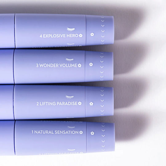 Blondesister Blondesister Mascara for Curling & Natural Finish Ultra Black 12ml