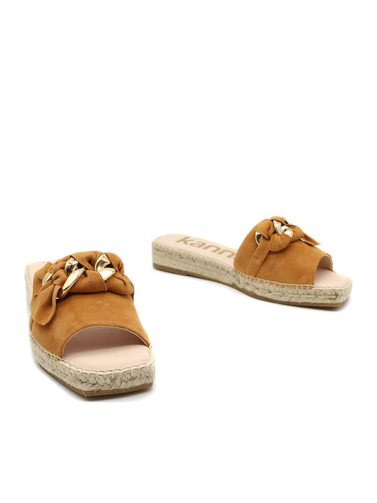 Women's Flat Sandals in Brown Color