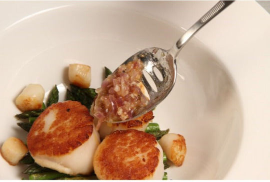 Mercer Culinary Ρηχή Κουτάλα Κουζίνας Τρυπητή Ανοξείδωτη