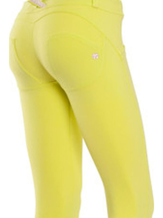 Women's Fabric Capri Trousers Push Up in Slim Fit Yellow