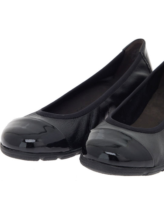 Lederne Damen Ballerinas in Schwarz Farbe