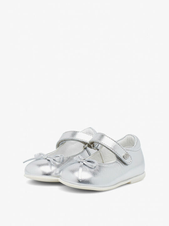 Naturino Kids Ballerinas with Hoop & Loop Closure Silver