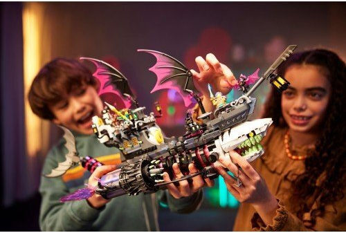 LEGO DREAMZzz Navă Rechin Coșmar Pentru Vârsta 10+