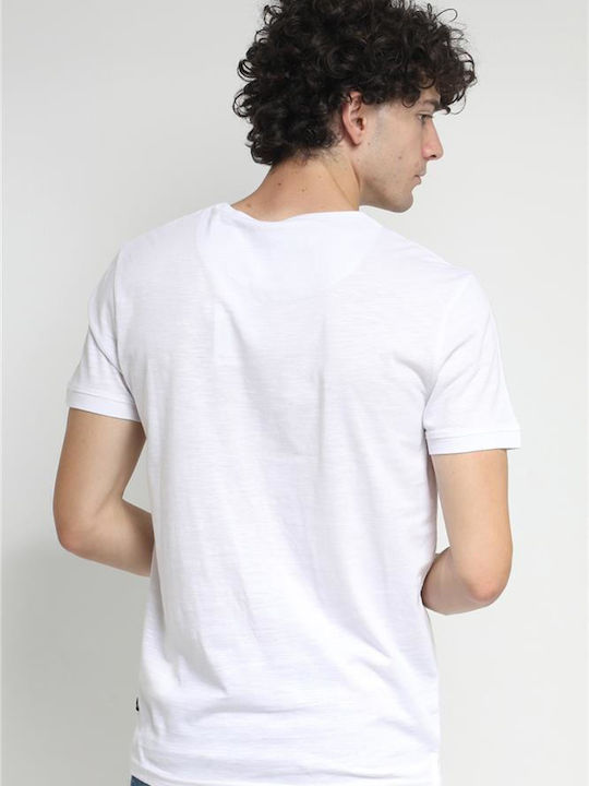 T-shirt White