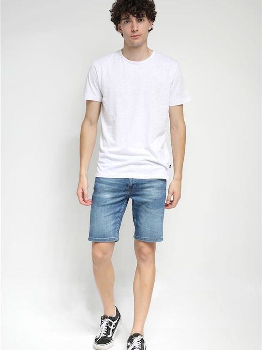 T-shirt White