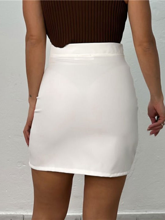 Chica High Waist Mini Skirt in White color