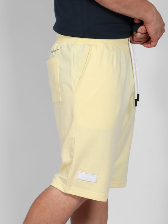 Sportliche Herrenshorts Gelb
