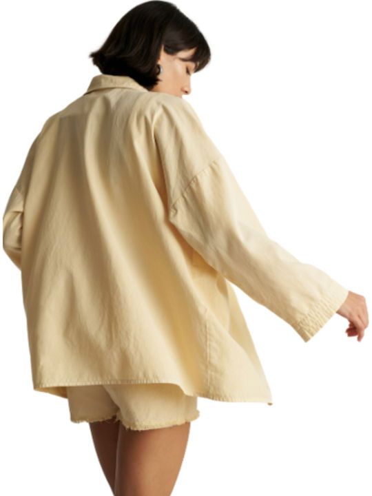 Women's Short Puffer Jacket for Spring or Autumn Beige
