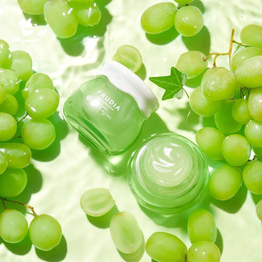 Frudia Green Grape Κρέμα Προσώπου για Ενυδάτωση & Ρύθμιση Λιπαρότητας με Βιταμίνη C & Aloe Vera 10gr