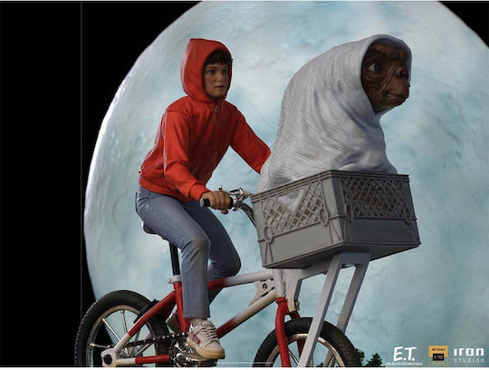 Iron Studios E.T.: E.T. Elliot Figure height 27cm at Scale 1:10