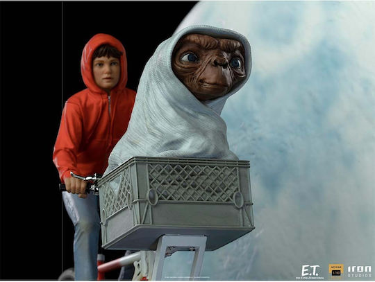 Iron Studios E.T.: E.T. Elliot Figure height 27cm at Scale 1:10
