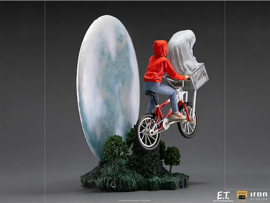 Iron Studios E.T.: E.T. Elliot Figure height 27cm at Scale 1:10