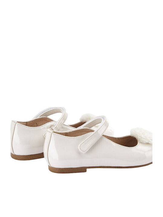 Kids Patent Leather Ballerinas Mercedita with Hoop & Loop Closure Beige