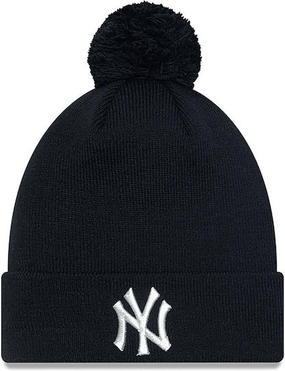 Pom Pom Beanie Unisex Beanie Knitted in Black color