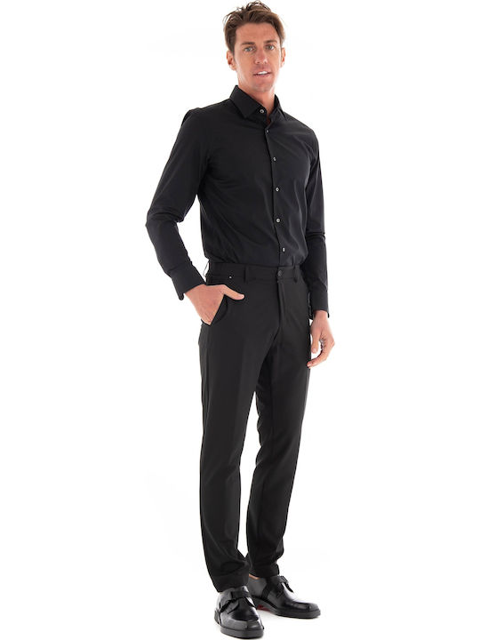 Trousers in Slim Fit Black