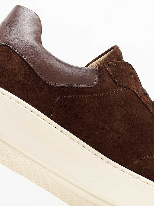 Sneakers Brown