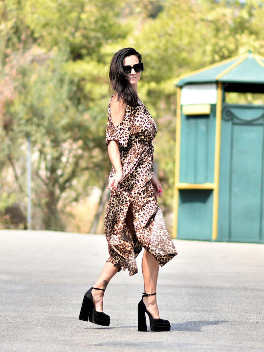 Summer Maxi Dress with Slit Brown
