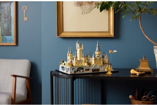 LEGO Castle Hogwarts Castle And Grounds για 18+ Ετών