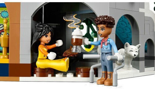 LEGO Friends Holiday Ski Slope & Cafe За Възраст 9+ Бройки 980
