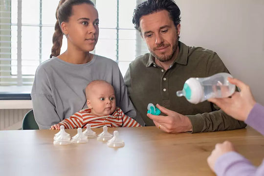 Philips Plastic Baby Bottle Anti-Colic With Silicone Teat For 1+ Months 260ml