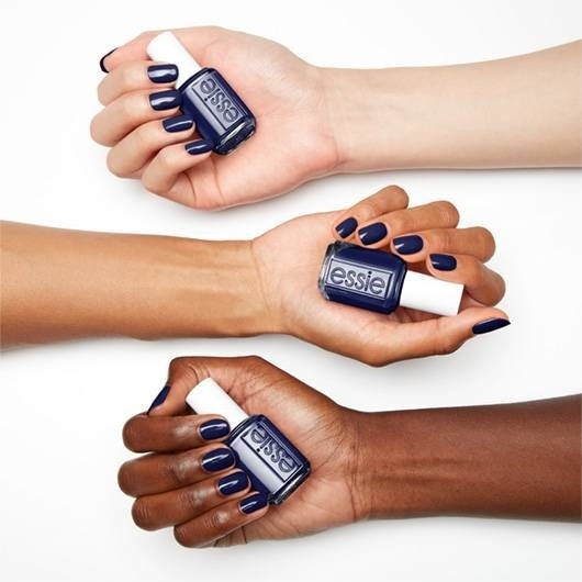 Essie Color Gloss Nail Polish Long Lasting 923 Step Out Of Line 13.5ml