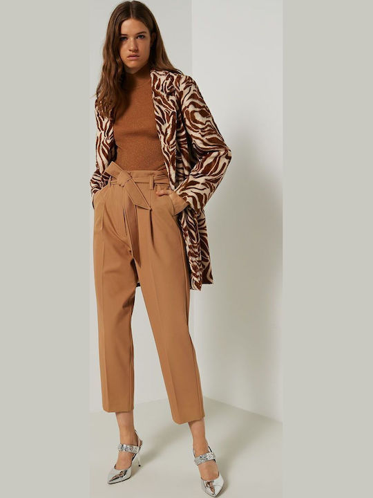 Damen Stoff Hose in Karotten Passform Beige