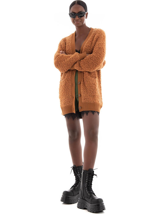 UGG UGG