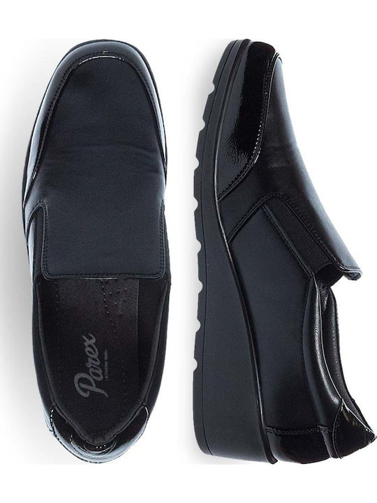 Women's Moccasins in Black Color