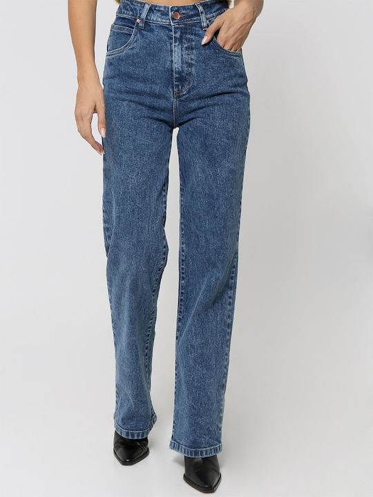 Damenjeans in Weiter Linie