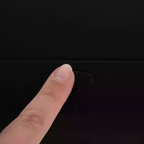 Izoxis Διπλή Χωνευτή Πρίζα Ρεύματος με 2 Θύρες USB με Καπάκι Μαύρη