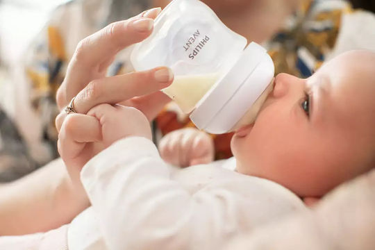 Philips Set of Plastic Baby Bottles Anti-Colic with Silicone Teat for 0+ Months 3 Pieces