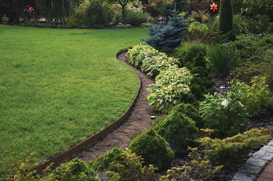 Bradas Plastic Garden Hedge in Brown Colour 5cm x 10m 20 Pieces