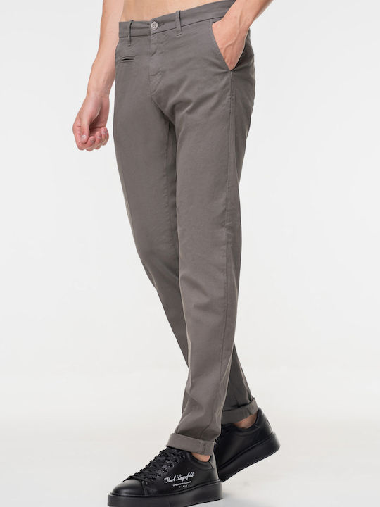 Uniform Jeans