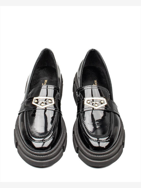 Leather Women's Loafers in Black Color