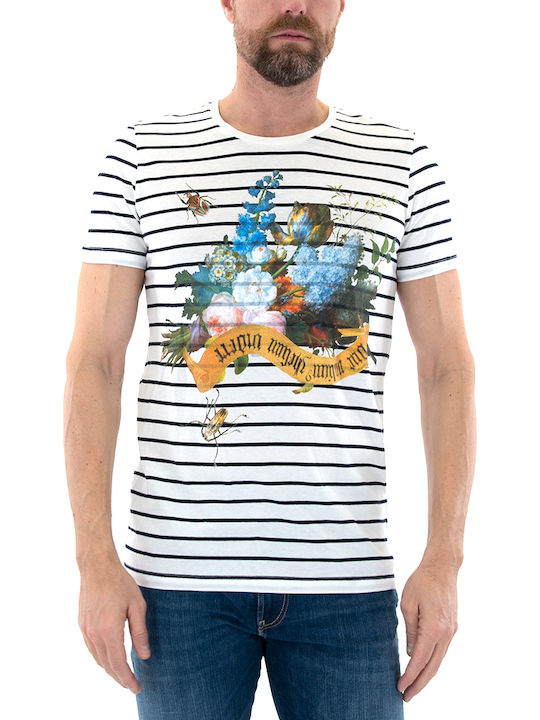 T-shirt White