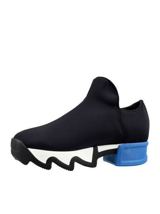 Women's Slip-On Black