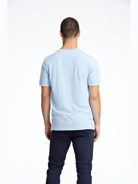 T-shirt pastel blue