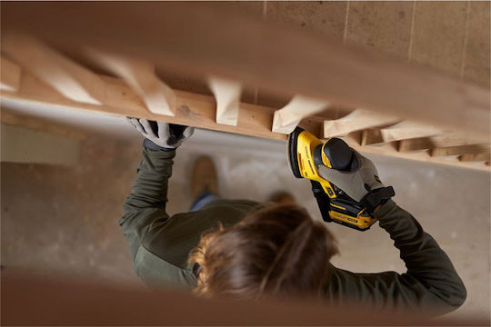 Stanley SFMCW221B Трибео Делта Самостоятелен с Регулиране на Скоростта и със Система за Аспирация
