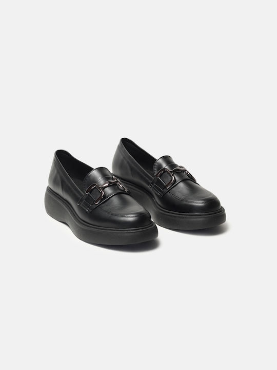 InShoes Leather Women's Loafers in Black Color