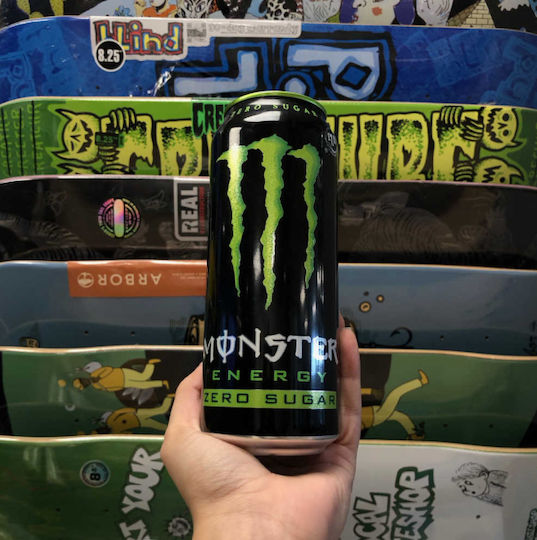 Monster Energy Енергийна напитка с Газировка, Без Захар в Кутия 4519 500мл